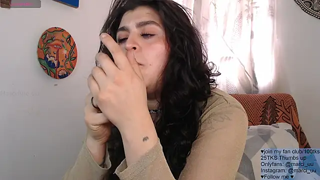 Marci owo online show from April 17, 2026, 6:22 pm