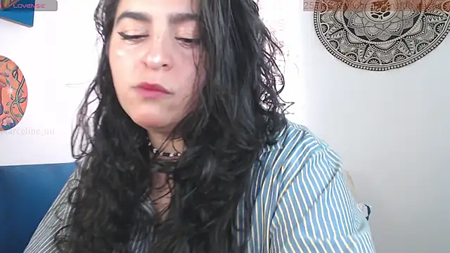 Snapshot of Marci_owo chatting on February 3, 2026, 5:29 pm Marci owo online show from February 3, 2026, 5:29 pm