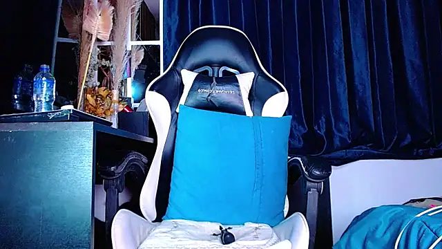 the dog lian online show from March 27, 2026, 1:03 am