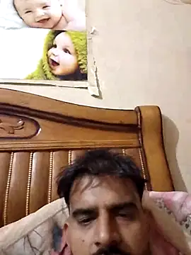 Snapshot of absoluteright chatting on April 5, 2026, 4:57 pm absoluteright online show from April 5, 2026, 4:57 pm