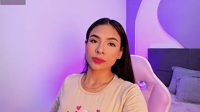 amira cute2 online show from November 4, 2025, 9:13 am