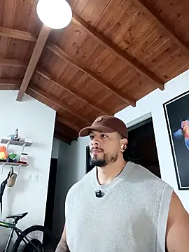 Snapshot of SilvaBranko chatting on February 2, 2026, 2:43 am SilvaBranko online show from February 2, 2026, 2:43 am