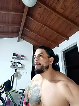 Snapshot of SilvaBranko chatting on January 19, 2026, 12:03 am SilvaBranko online show from January 19, 2026, 12:03 am