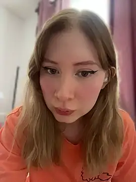 Snapshot of Gin_Lilah chatting on June 23, 2026, 10:08 pm Gin Lilah online show from June 23, 2026, 10:08 pm