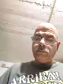 bottomhairy online show from February 17, 2025, 8:38 pm