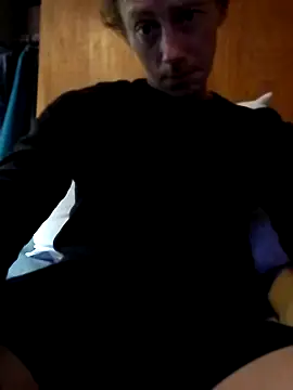 elmerfuddin87 online show from September 30, 2025, 4:51 am