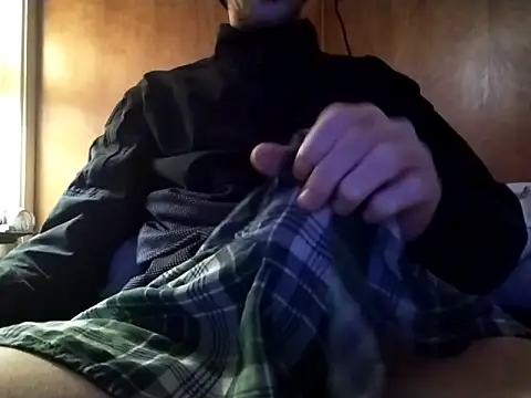 Snapshot of elmerfuddin87 chatting on February 6, 2026, 5:20 pm elmerfuddin87 online show from February 6, 2026, 5:20 pm