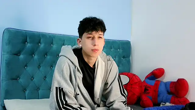  Thomas hot  online show from January 13, 2026, 3:32 am