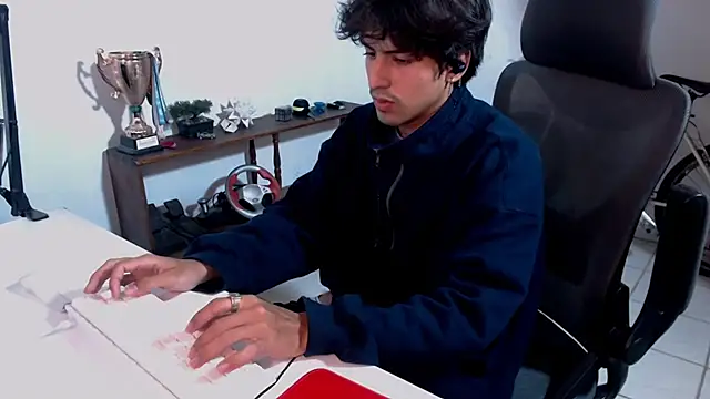 Thieves9 online show from November 18, 2025, 5:11 am