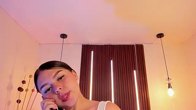 Snapshot of ArianaBaker chatting on April 29, 2026, 5:30 pm ArianaBaker online show from April 29, 2026, 5:30 pm