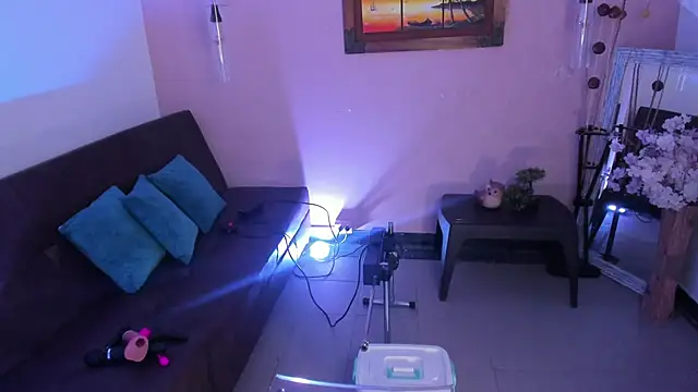 ArianaBaker online show from November 20, 2025, 1:23 pm