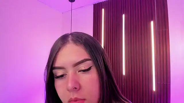 Snapshot of ArianaBaker chatting on June 2, 2026, 12:27 pm ArianaBaker online show from June 2, 2026, 12:27 pm