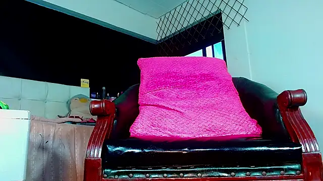 bellatrixx 69 online show from January 15, 2026, 11:24 am