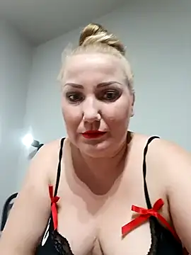 Semprefedele online show from June 24, 2026, 8:50 pm