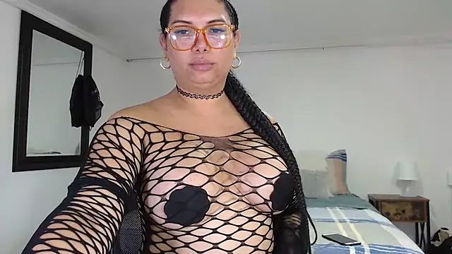 flowerdirtty online show from November 2, 2025, 4:12 pm