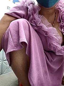 Snapshot of Archna-ji chatting on October 17, 2025, 8:28 am Archna-ji online show from October 17, 2025, 8:28 am