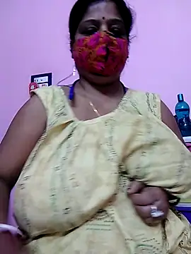 Snapshot of Kayra_34 chatting on October 20, 2025, 11:00 am Kayra 34 online show from October 20, 2025, 11:00 am