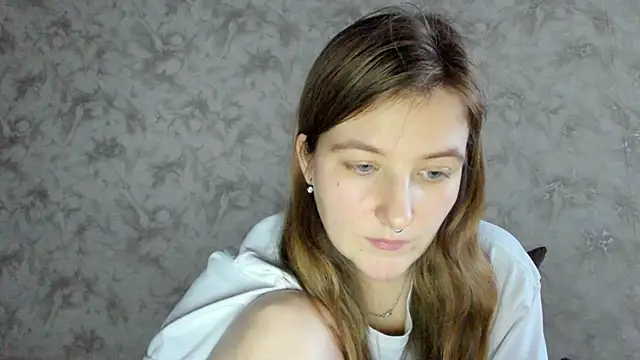 avorylas online show from November 26, 2025, 8:14 am