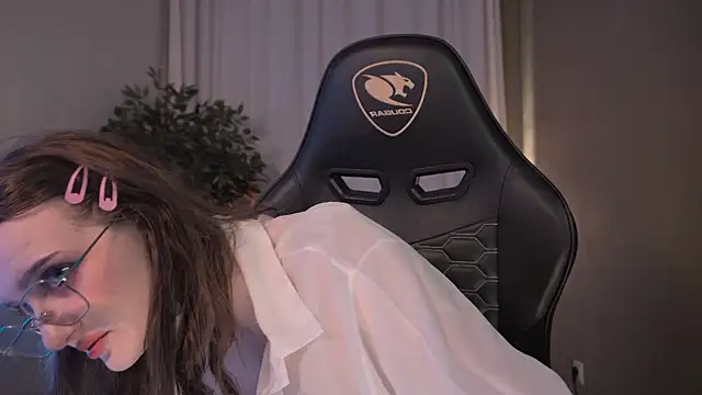 ELLIEJAY online show from March 1, 2025, 8:32 pm