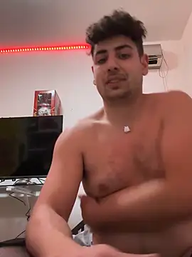 Snapshot of claudio20031 chatting on December 2, 2025, 5:25 pm claudio20031 online show from December 2, 2025, 5:25 pm