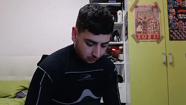 Snapshot of claudio20031 chatting on December 11, 2024, 4:53 pm claudio20031 online show from December 11, 2024, 4:53 pm