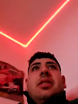 Snapshot of claudio20031 chatting on March 22, 2025, 9:34 am claudio20031 online show from March 22, 2025, 9:34 am