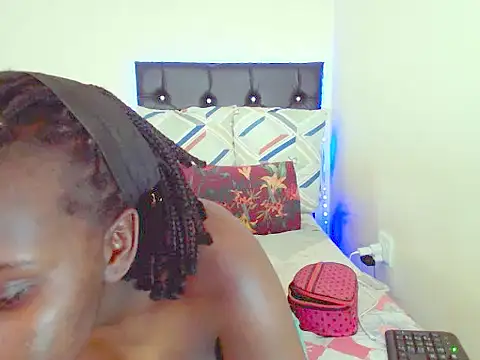 dinnykrazx online show from May 12, 2026, 7:16 am