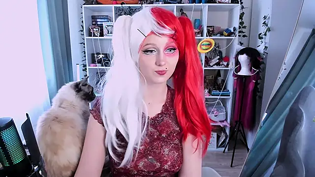 Snapshot of ohclementine chatting on February 9, 2026, 10:24 am ohclementine online show from February 9, 2026, 10:24 am