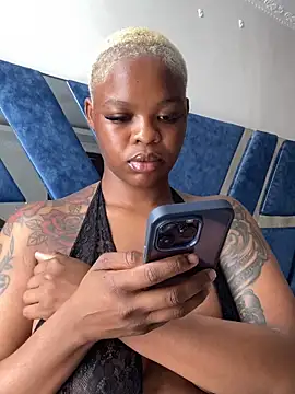 SexxyLunar online show from May 24, 2026, 7:30 am