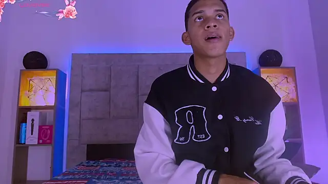 Snapshot of dilan_alfonzo chatting on December 17, 2025, 12:32 pm dilan alfonzo online show from December 17, 2025, 12:32 pm