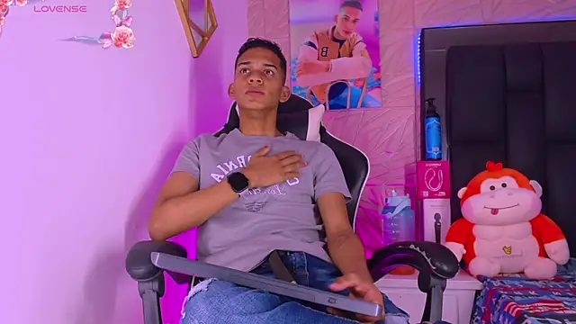 dilan alfonzo online show from March 25, 2026, 1:50 am