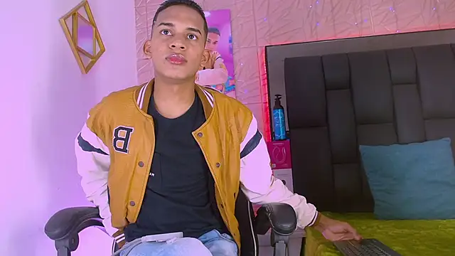 Snapshot of dilan_alfonzo chatting on November 12, 2025, 7:51 pm dilan alfonzo online show from November 12, 2025, 7:51 pm