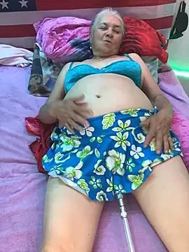 Snapshot of Grandma_Mature23 chatting on February 4, 2025, 2:07 am Grandma Mature23 online show from February 4, 2025, 2:07 am