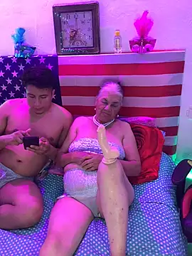 Snapshot of Grandma_Mature23 chatting on January 22, 2025, 1:31 am Grandma Mature23 online show from January 22, 2025, 1:31 am