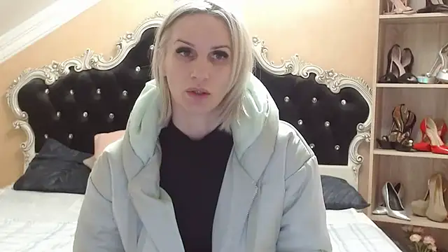 Snapshot of Perfect69XXX chatting on February 6, 2025, 6:51 am Perfect69XXX online show from February 6, 2025, 6:51 am