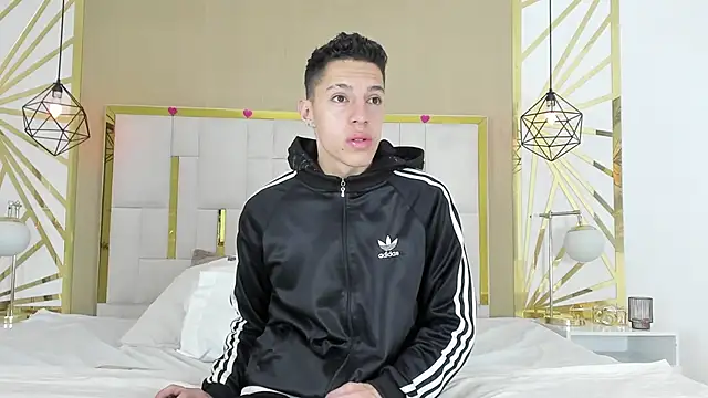 Snapshot of thiago19s chatting on November 28, 2025, 7:03 pm thiago19s online show from November 28, 2025, 7:03 pm