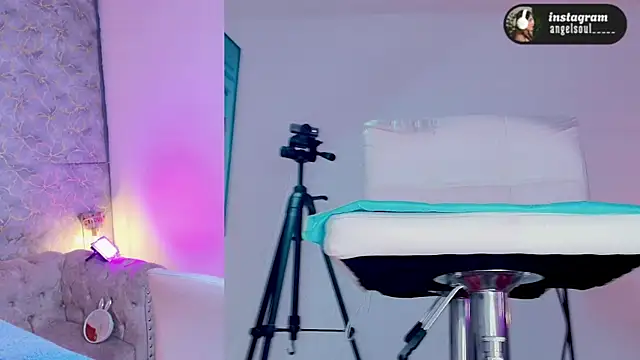 Angelst   online show from February 14, 2026, 8:14 am