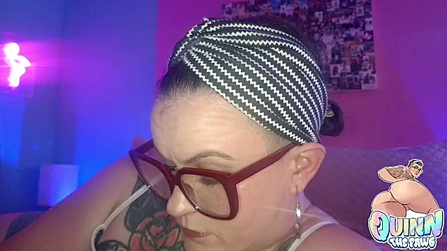 quinnmariexo online show from December 4, 2025, 1:37 am