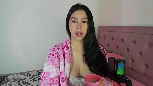 youpinkgirl  online show from December 4, 2025, 10:09 pm