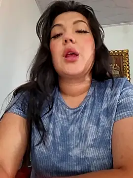 Snapshot of Sophie-hatter chatting on May 2, 2026, 8:36 pm Sophie-hatter online show from May 2, 2026, 8:36 pm
