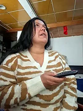 Sophie-hatter online show from December 4, 2025, 4:17 pm