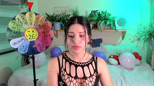 Snapshot of MiaaRose chatting on December 2, 2025, 12:11 am MiaaRose online show from December 2, 2025, 12:11 am