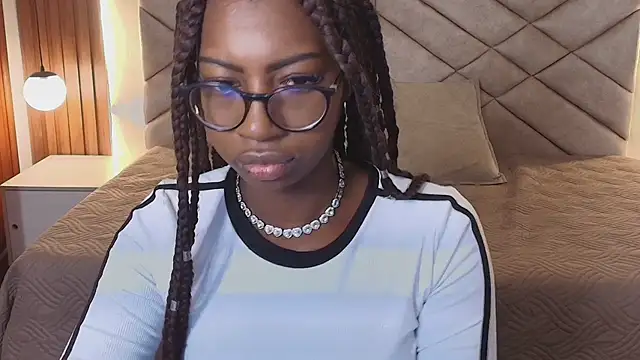 Snapshot of Raquel_jones chatting on July 22, 2026, 12:18 pm Raquel jones online show from July 22, 2026, 12:18 pm