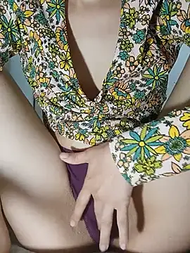 NatashaBud online show from June 4, 2026, 6:18 am