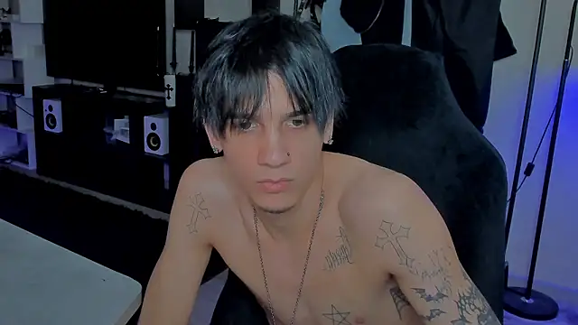 MarkBrowniii online show from April 5, 2026, 10:05 pm