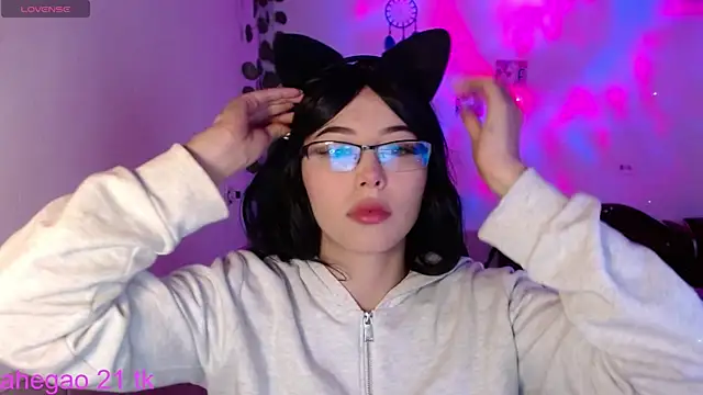 shayla bbs online show from November 14, 2025, 11:47 am