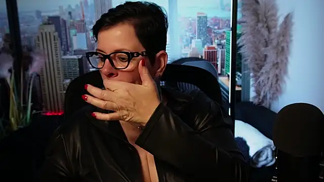 ninarandmann online show from November 7, 2025, 7:07 pm