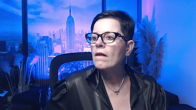 ninarandmann online show from November 27, 2025, 6:19 pm