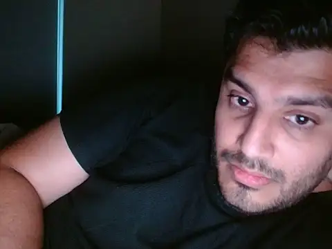 Snapshot of robintoit chatting on June 27, 2026, 12:49 am robintoit online show from June 27, 2026, 12:49 am