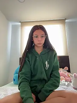 Snapshot of Bonniepark chatting on January 11, 2026, 5:20 pm Bonniepark online show from January 11, 2026, 5:20 pm